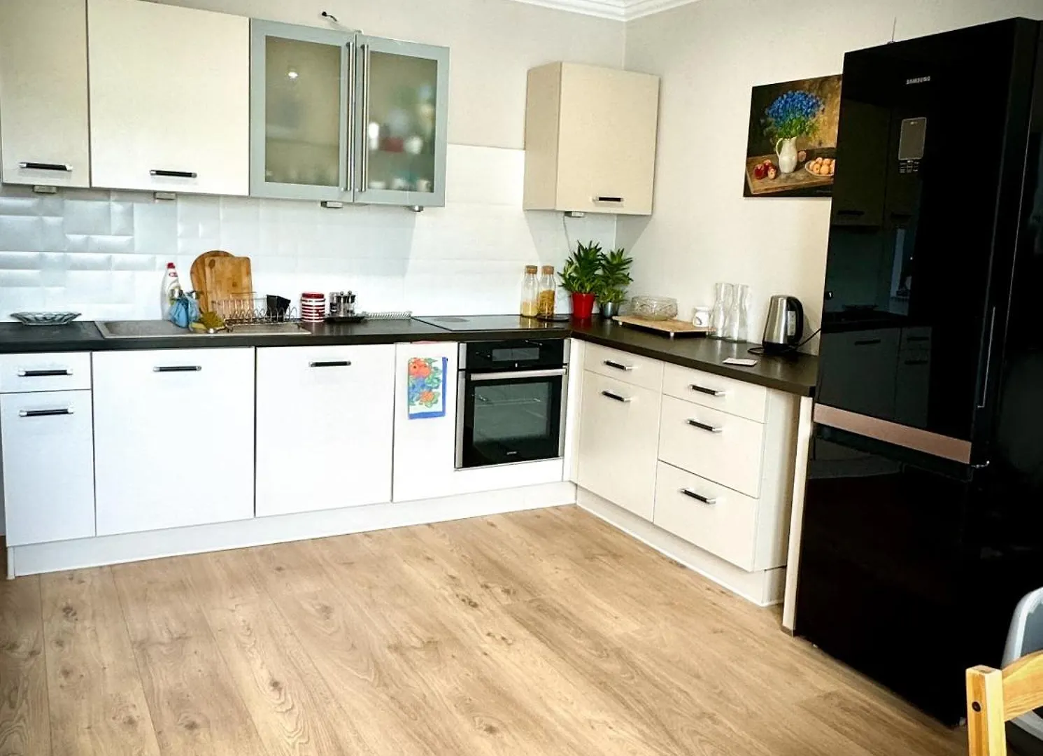 43M2 Apartament Saski- Blisko Starowki I Dworca Centralnego- Elektoralna 19A Warsaw
