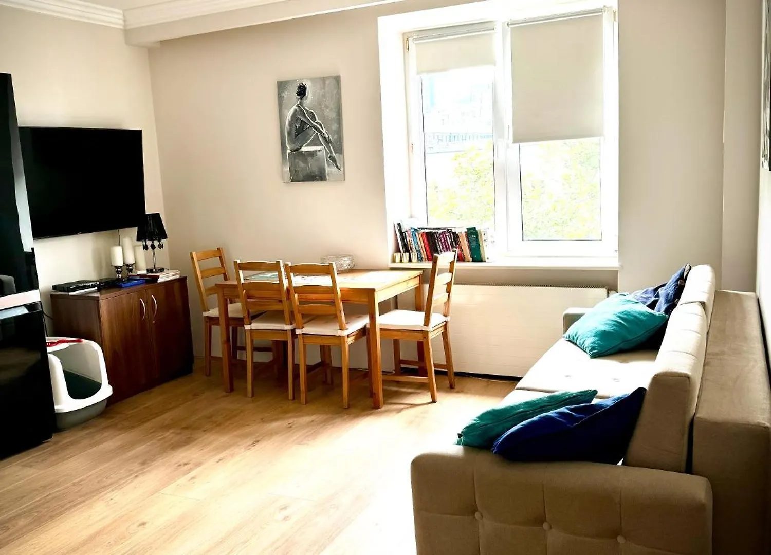 43M2 Apartament Saski- Blisko Starowki I Dworca Centralnego- Elektoralna 19A Warsaw Apartment
