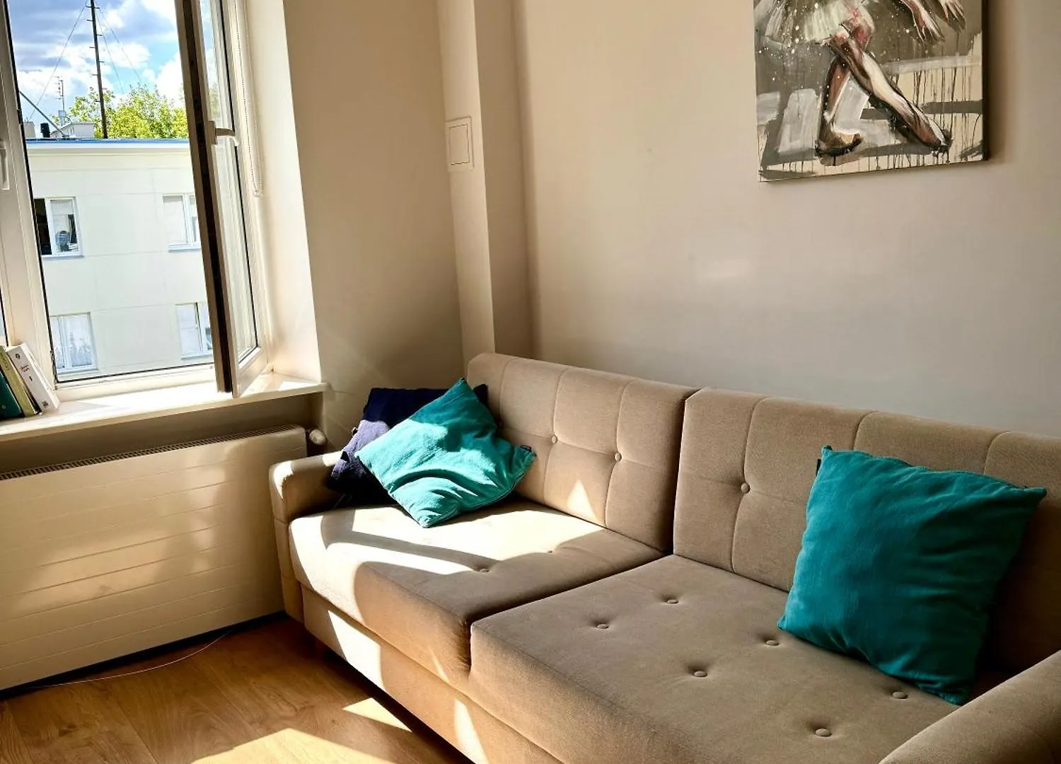 Apartment 43M2 Apartament Saski- Blisko Starowki I Dworca Centralnego- Elektoralna 19A Warsaw Poland