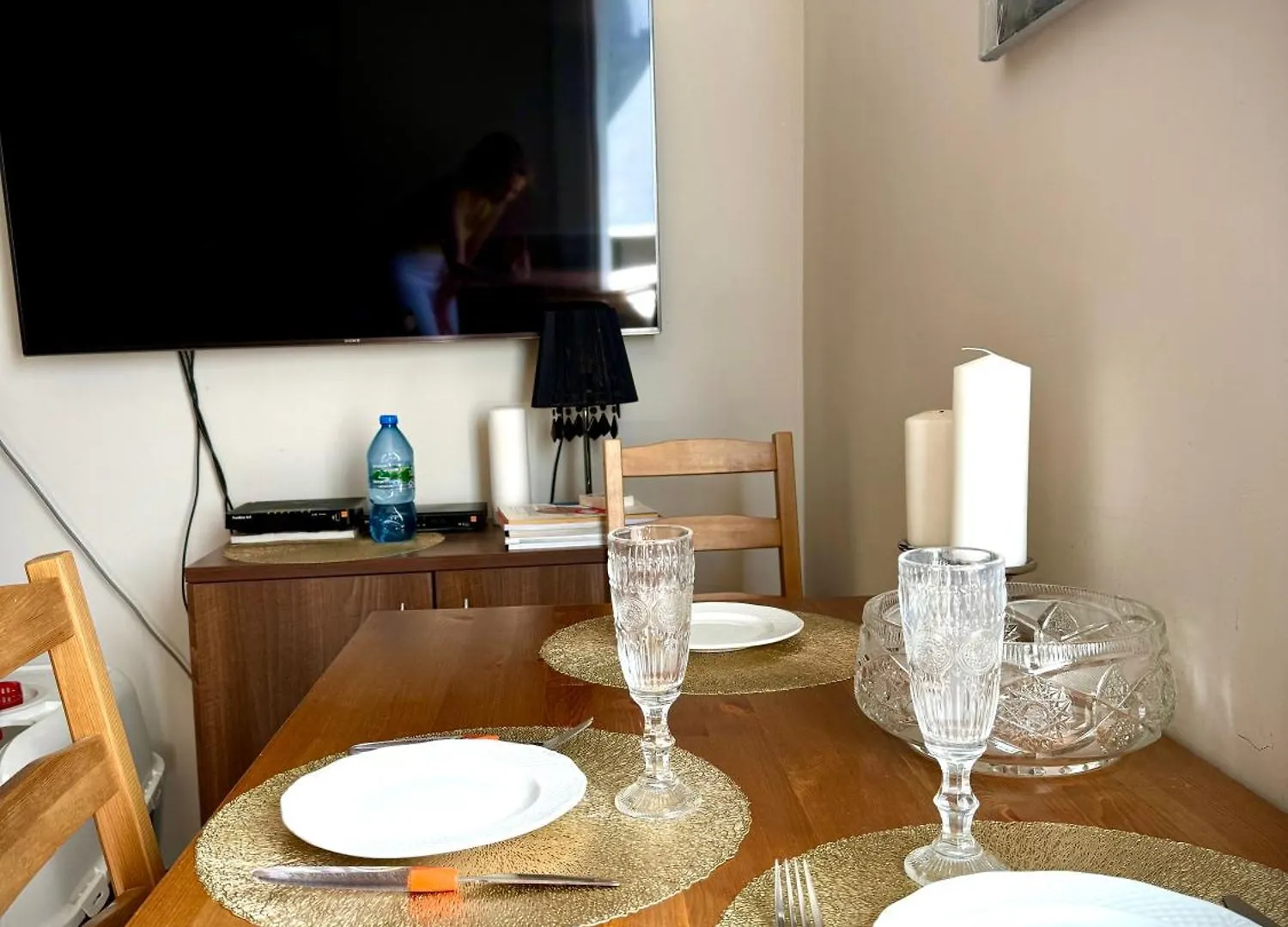 43M2 Apartament Saski- Blisko Starowki I Dworca Centralnego- Elektoralna 19A Warsaw Apartment