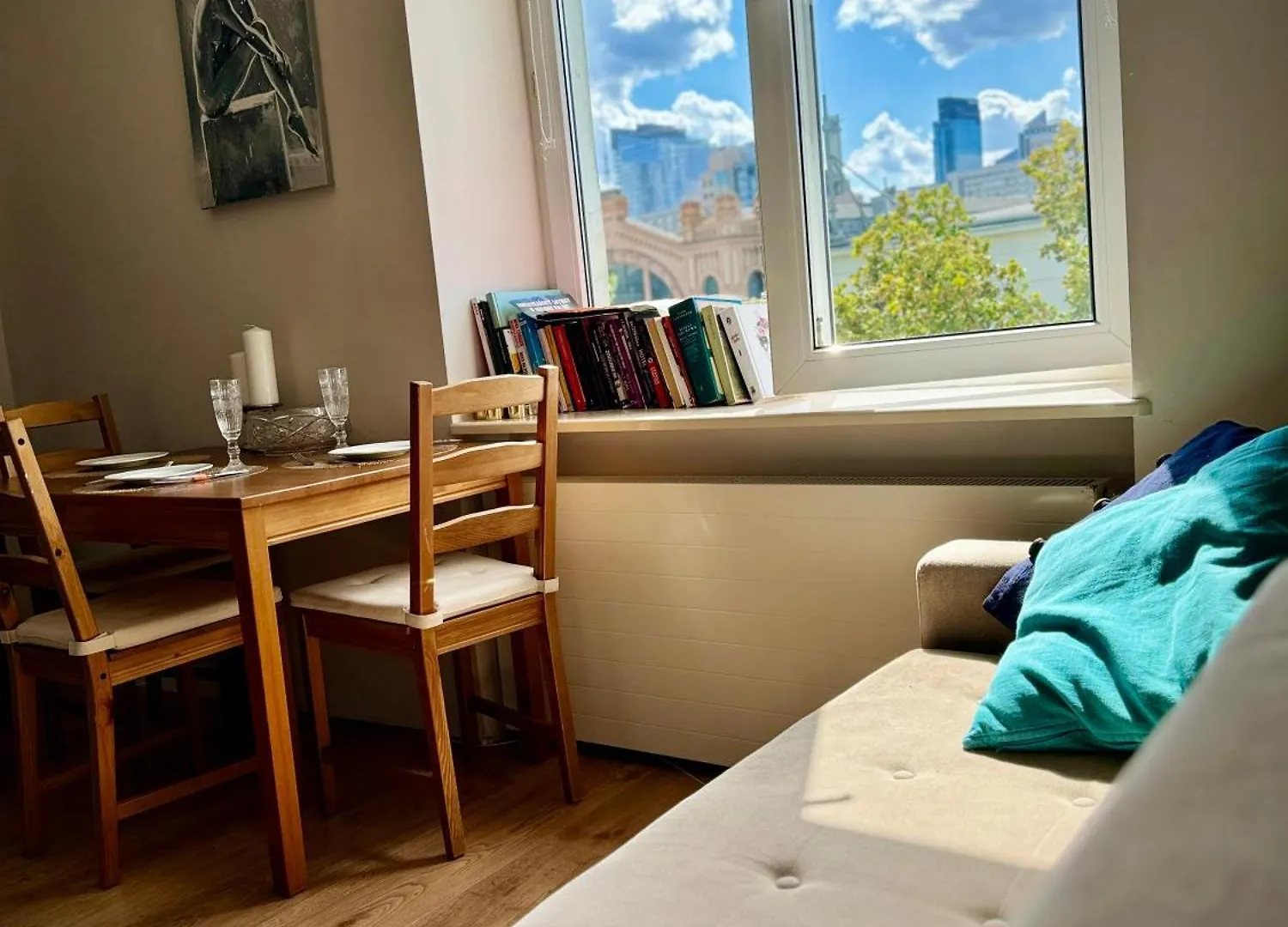 43M2 Apartament Saski- Blisko Starowki I Dworca Centralnego- Elektoralna 19A Warsaw 0*,  Poland